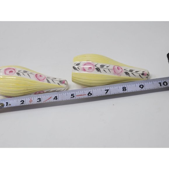 Vintage Made In England Floral Print Porcelain Salt And Pepper Shakers‎ - Picture 8 of 8